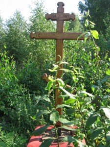 9. Крест на месте фундамента храма